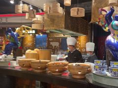 -四海一家自助餐(益田假日广场店)