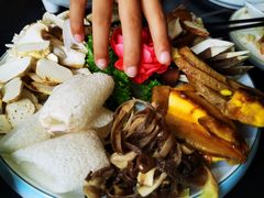 -野菌皇海景野生菌火锅(滨海大道店)