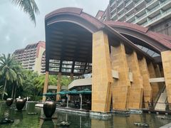 -三亚湾海居铂尔曼度假酒店