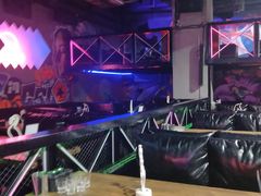 -UP嘻哈酒吧(粉巢店)