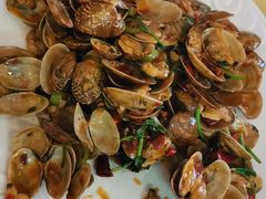 -鑫渔港海鲜本地菜·山海关浑锅(东戴河店)