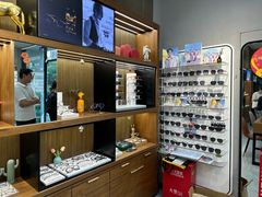 -一代眼镜(浦东大拇指广场店)