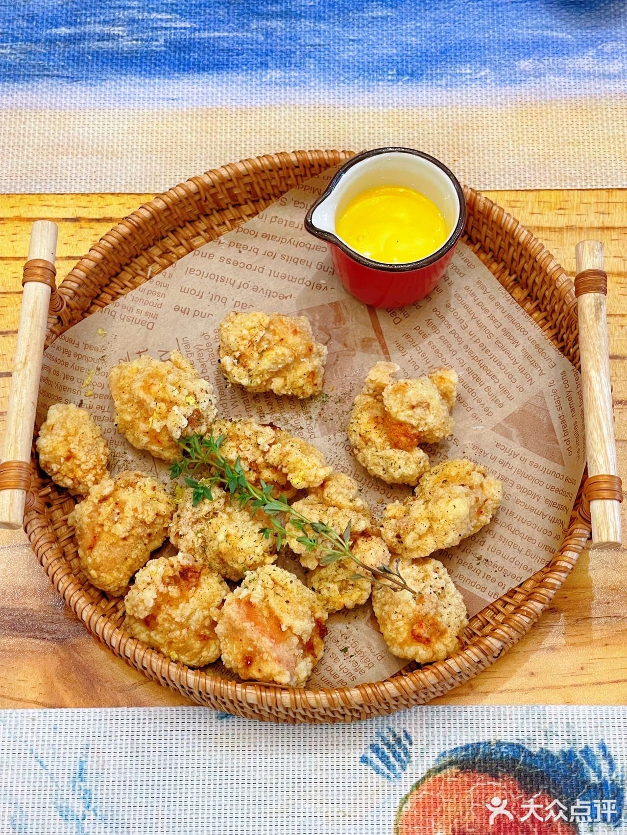 武汉西餐厅推荐|好吃不贵，环境超好的Moon Blue