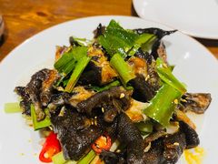 傣味舂鸡脚-滇越乘象云南餐厅(次渠店)