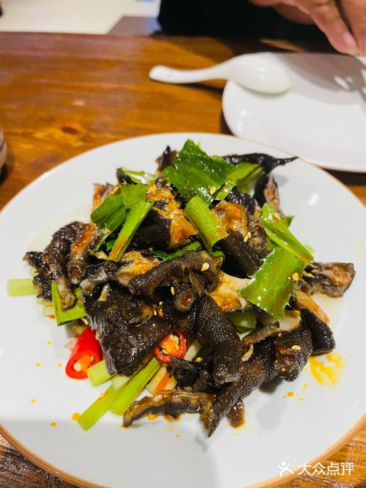 滇越乘象云南餐厅(次渠店)傣味舂鸡脚图片