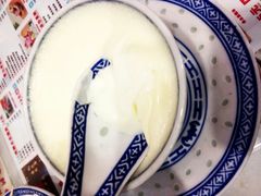 -广信牛奶甜品世家(台东店)