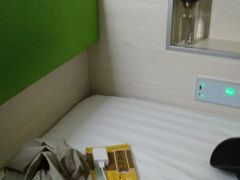 -栖游青年旅舍(华强北地铁站店)