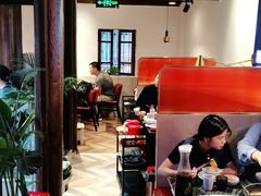 大堂-热火朝天鲜切牛肉火锅(南强街巷店)