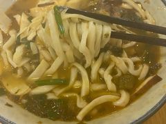 老酸菜牛肋条面-阿彬生炒牛肉面(解放路店)