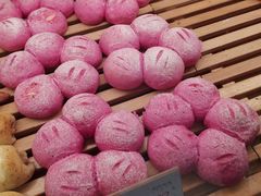 火龙果之子-木子木水日式烫面包(世界城光谷店)