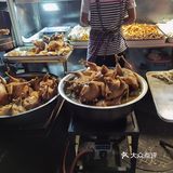 鸡可以买半只。大概七十多左右半只吧