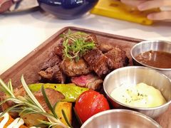 -拾挚扒房(招商花园城店)