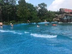 -金孔雀温泉旅游度假村