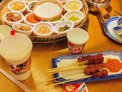 -包整·丝娃娃(一览甲秀楼风景店)