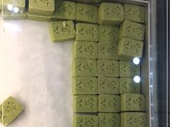 -酥大興·新国潮糕点配茶饮(龙岗万达黑金店)