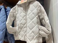 -优衣库(上海金桥国际商业广场店)