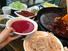 -纸盐河码头火锅(十八梯店)