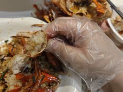 -凤凰路何眼镜香辣蟹(花果园店)