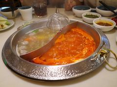 -左庭右院鲜牛肉火锅(浦江欢乐颂店)