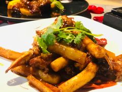 -穹六人间 people 6(岳阳路店)