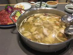 -东椰·海南椰子鸡火锅(朝阳门店)