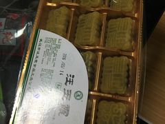 -汪玉霞(汉口里店)