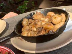 香煎小蘑菇-BROWNSTONE布朗石西班牙餐厅(富城店)