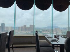 -荣誉国际酒店-云顶旋转餐厅