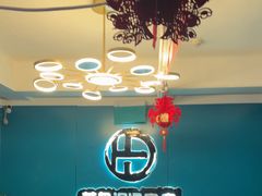 -荒岛实景沉浸密室(江汉路1店)