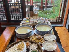-香麒园·过桥米线·南湖雅宴