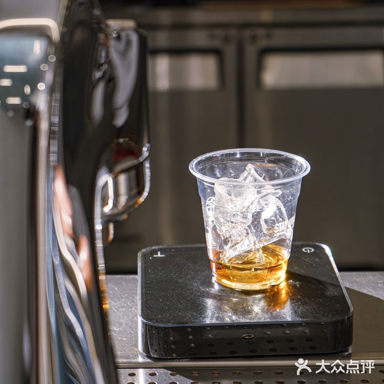 绿帽一戴就别端着 享受来自🇮🇪的狂欢