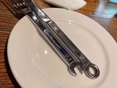 -1886德国汽车餐厅(外滩十六铺码头店)