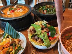 -云海肴·汽锅鸡·云南代表菜(天山百盛优客店)