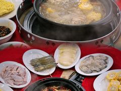 -花苑美食横琴生蚝火锅(拱北粤华路店)