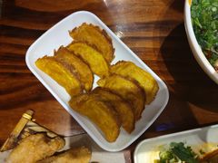 -爆炸头阿姨小四川正宗川味小吃(无任何分店)
