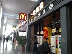 门面-麦当劳(宁波火车高铁站店)