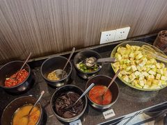 -居石捞·潮汕卤水火锅(南国明珠店)