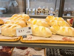 榴莲王-顶东面包花园·生日蛋糕(世博店)