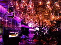 -OZONE 顶楼酒吧(香港丽思卡尔顿酒店)