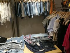 -URBAN REVIVO(北京斯普瑞斯奥特莱斯店)
