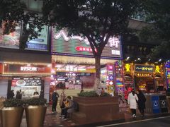 -八一路好吃街(雨田商务大厦店)
