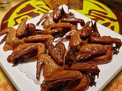 招牌烤乳鸽-石岐佬中山菜馆(张溪店)