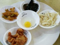-桥香园云南过桥米线(金马碧鸡店)