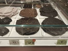-VENCHI 闻绮(北京国贸商城店)