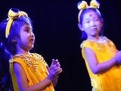 -猴有戏教育戏剧·音乐剧·主持口才·演讲朗诵辩论(环球港华师大校区)