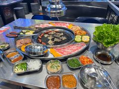 -哈哈碳都·牛肋条无限自助烤肉(台江万达店)