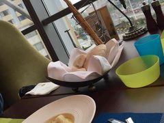 -香格里拉鱼跃地中海西餐厅·牛排披萨