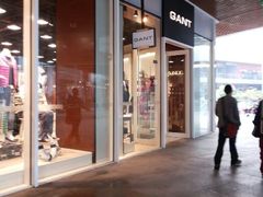 -GAP(王府井奥莱·香江小镇店)