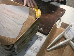 -奈雪的茶(湖滨银泰in77C区PRO店)