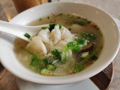 -邢泰记